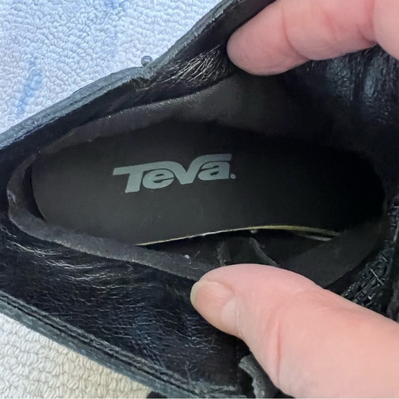 Teva Women's Delavina Suede Ankle Boot, Black, SIZE 9 - Picture 6 of 12